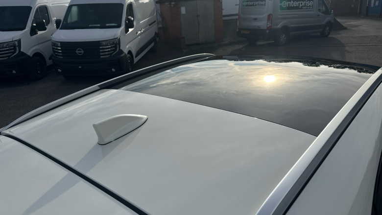 Nissan Qashqai 1.3 DiG-T MH Tekna 5dr Petrol Hatchback